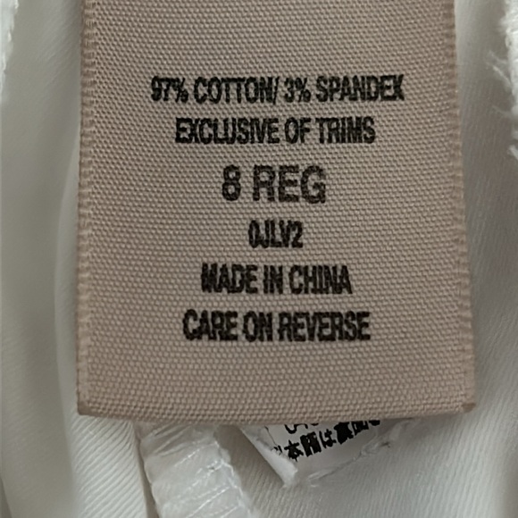 L.L. Bean 8 Regular White Shorts - Picture 8 of 10